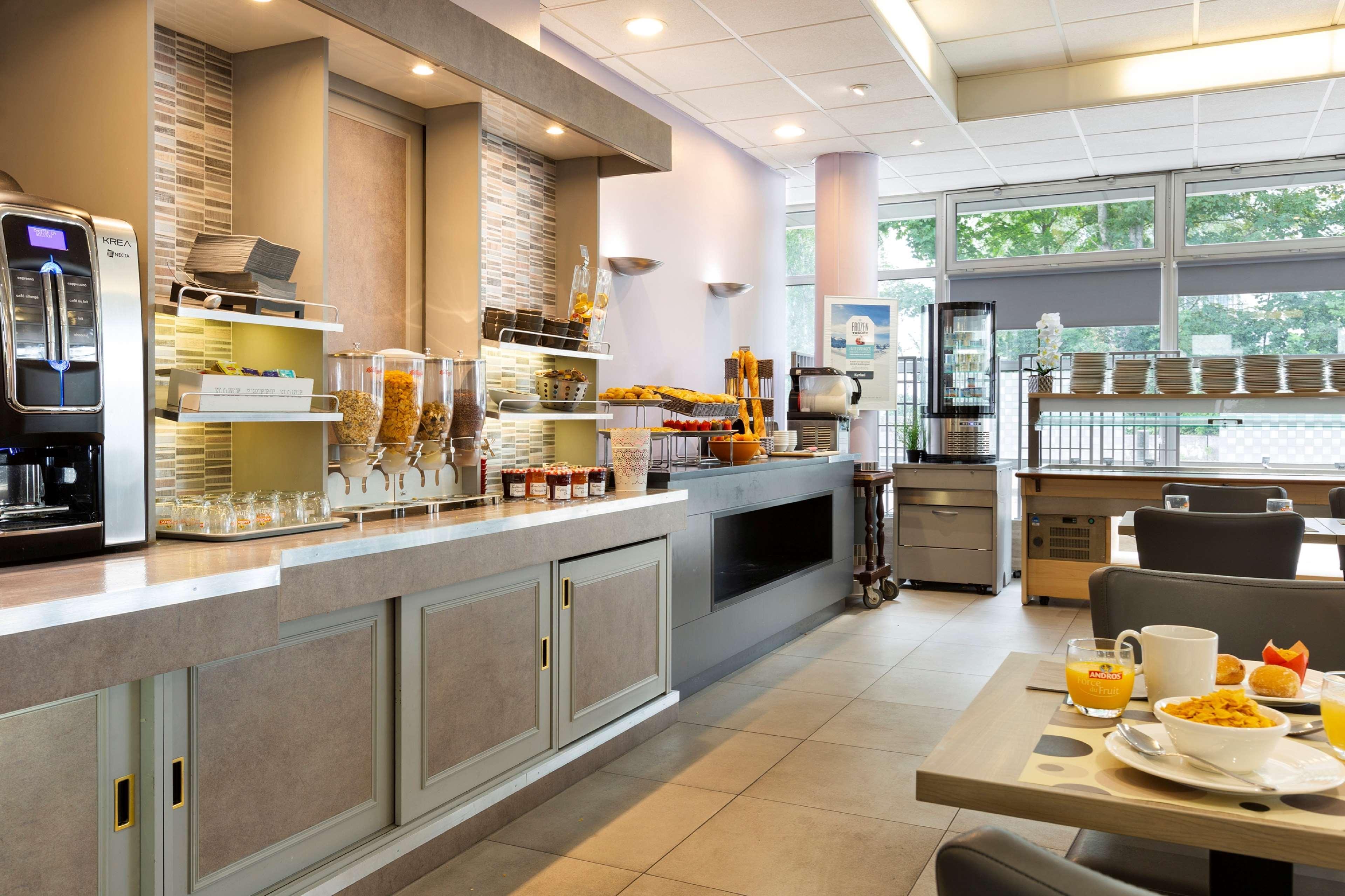Hotel Kyriad Tours St Pierre Des Corps Gare Saint-Pierre-des-Corps Εξωτερικό φωτογραφία