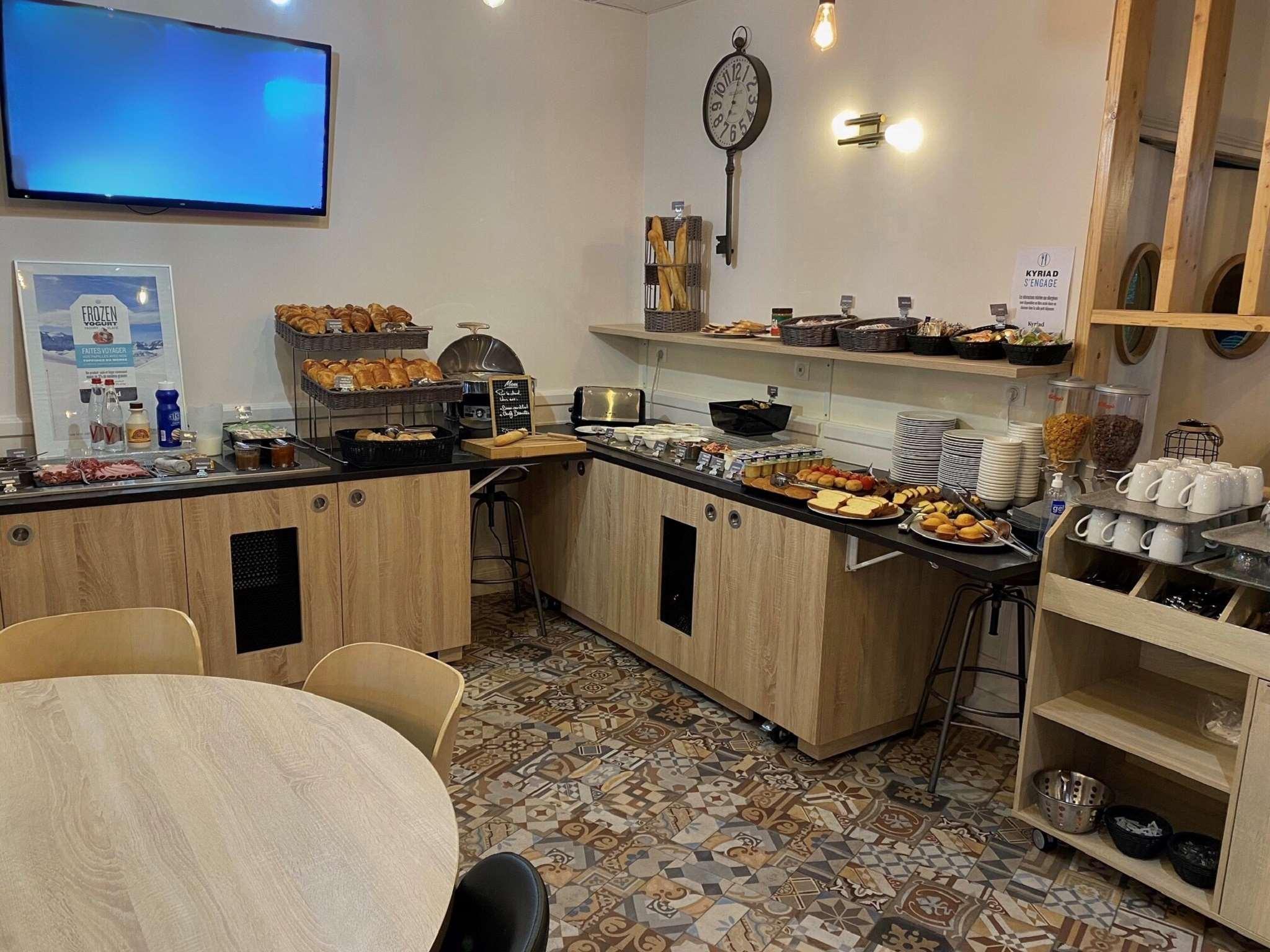 Hotel Kyriad Tours St Pierre Des Corps Gare Saint-Pierre-des-Corps Εξωτερικό φωτογραφία