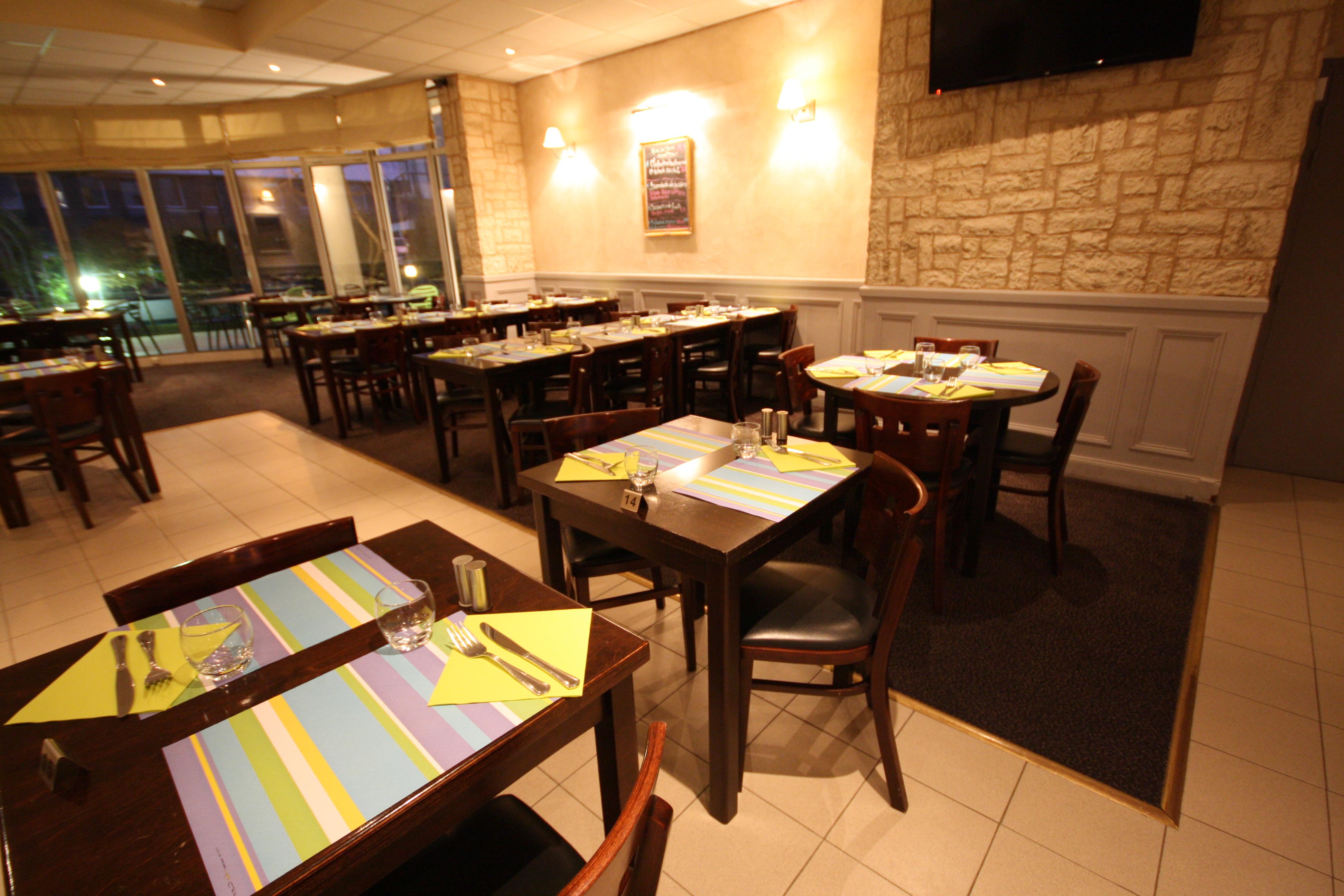 Hotel Kyriad Tours St Pierre Des Corps Gare Saint-Pierre-des-Corps Εξωτερικό φωτογραφία