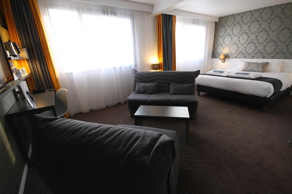 Hotel Kyriad Tours St Pierre Des Corps Gare Saint-Pierre-des-Corps Εξωτερικό φωτογραφία