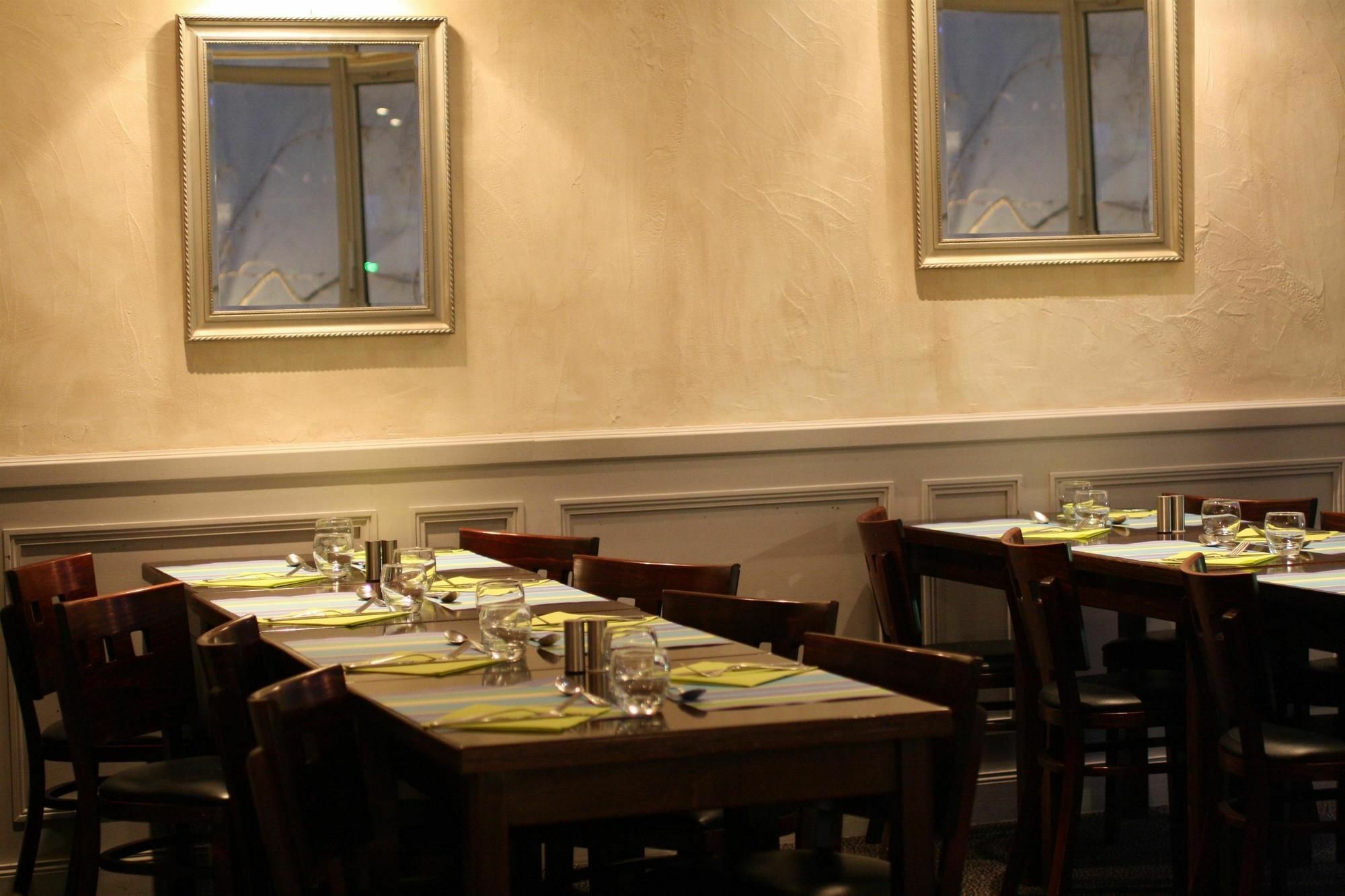 Hotel Kyriad Tours St Pierre Des Corps Gare Saint-Pierre-des-Corps Εξωτερικό φωτογραφία
