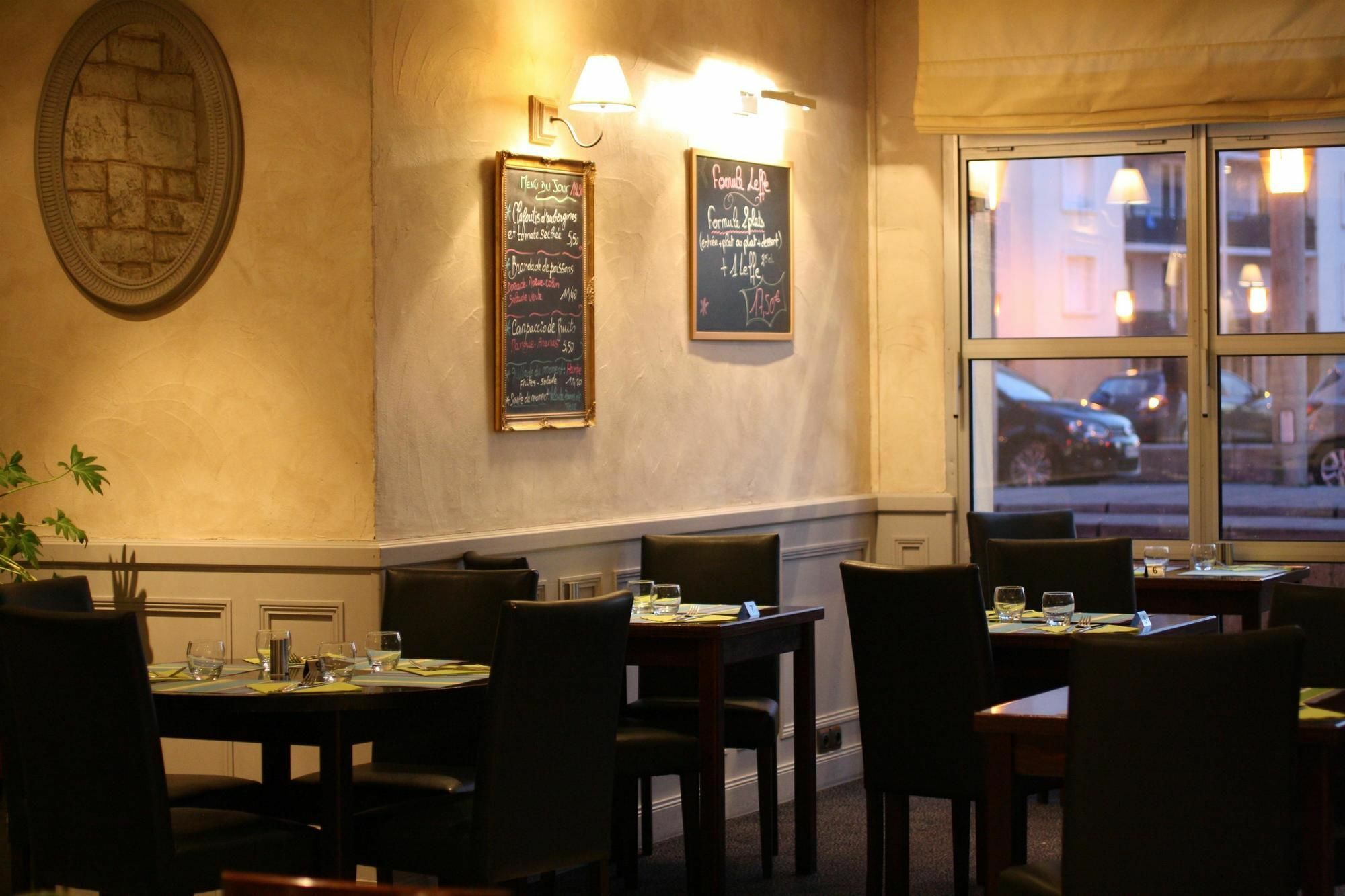 Hotel Kyriad Tours St Pierre Des Corps Gare Saint-Pierre-des-Corps Εξωτερικό φωτογραφία