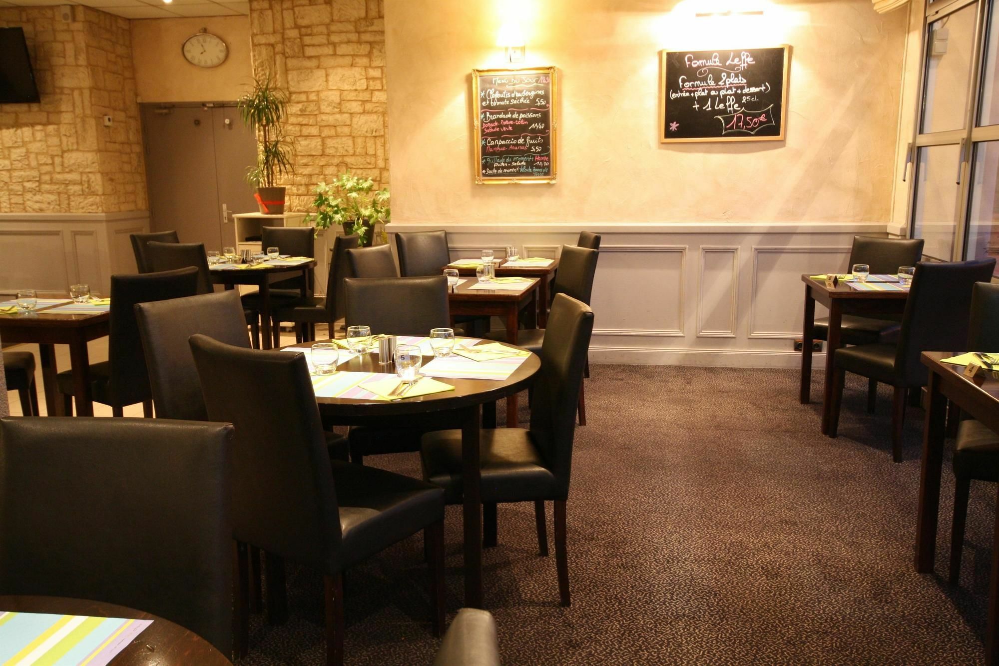 Hotel Kyriad Tours St Pierre Des Corps Gare Saint-Pierre-des-Corps Εξωτερικό φωτογραφία